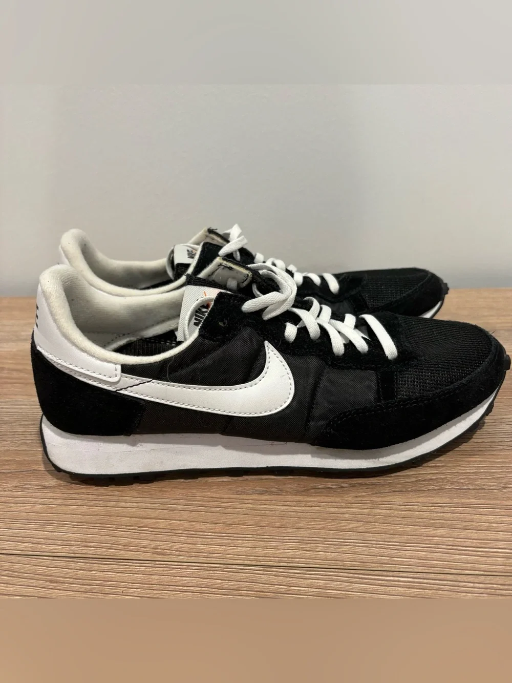 Nike ChallengerOG Men black Sneakers Size size 8